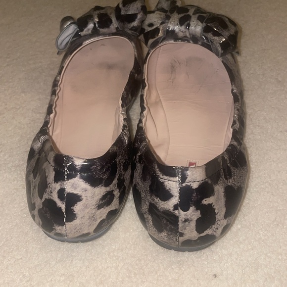 Excellent condition flats - Picture 3 of 4